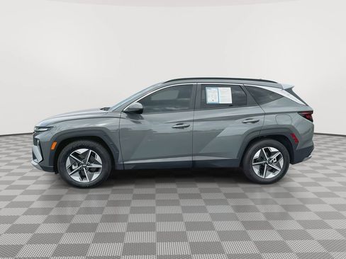 Used 2025 Hyundai Tucson SEL FWD image 5
