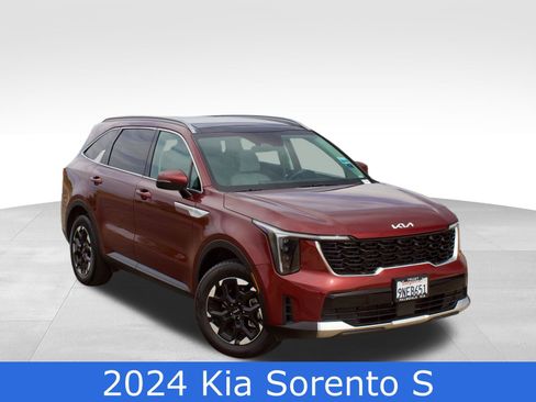 Used 2024 Kia Sorento S w/ Panoramic Sunroof Package AWD/4WD image 1
