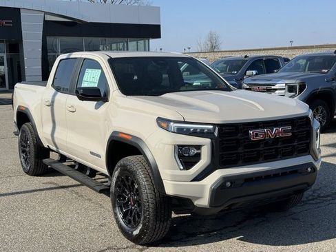 New 2026 GMC Canyon Elevation w/ Convenience Package image 7