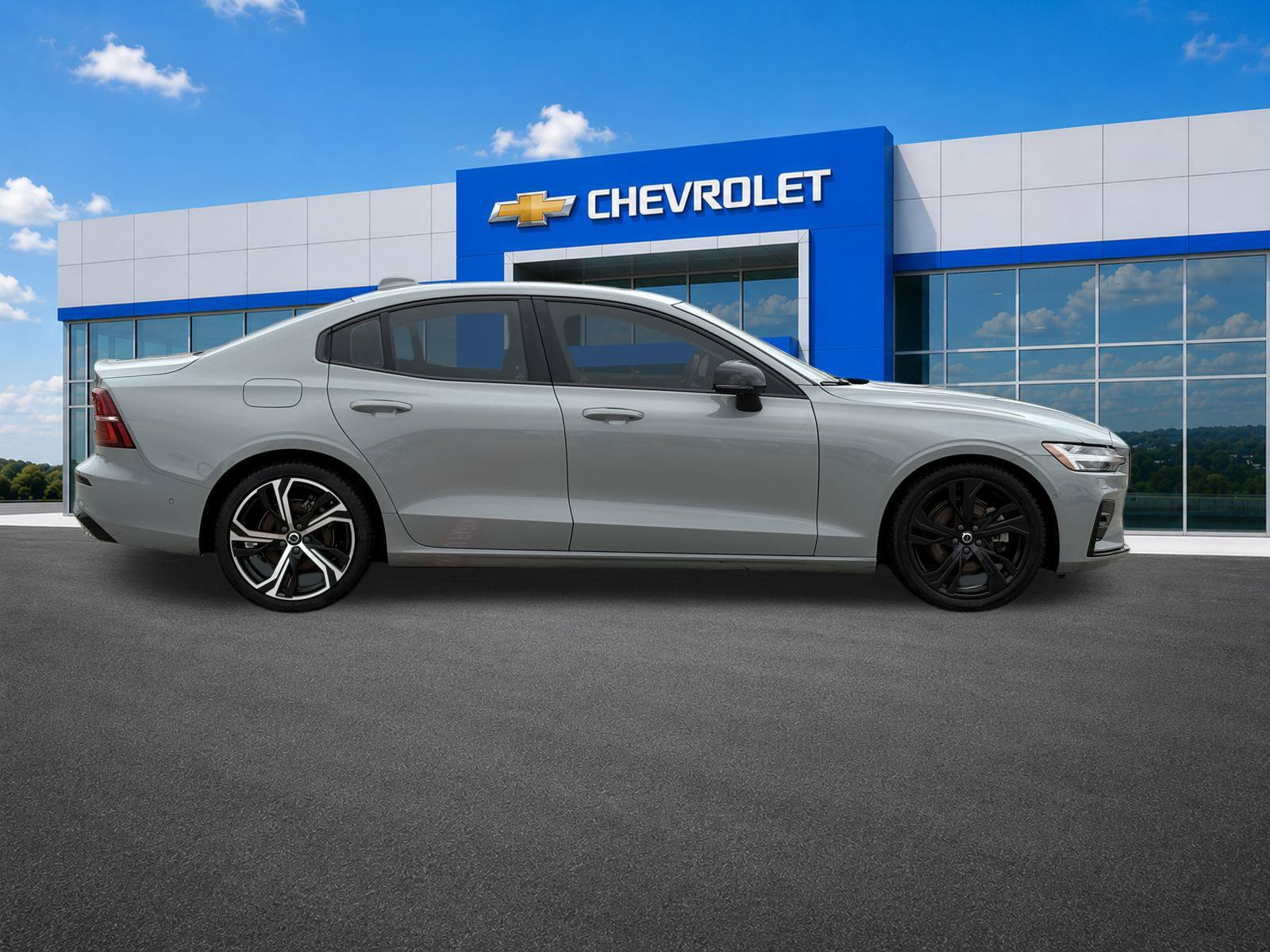 Used 2024 Volvo S60 B5 Plus FWD image 8