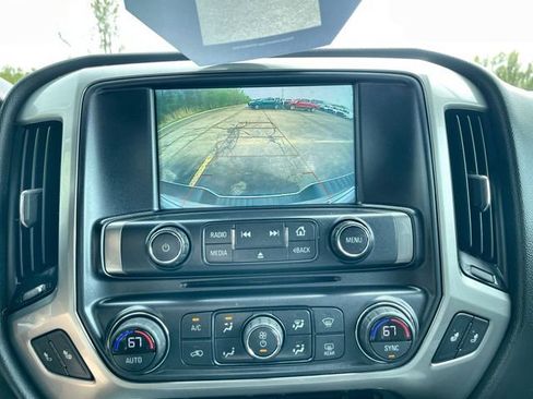 Certified 2018 Chevrolet Silverado 1500 LT w/ Redline Edition AWD/4WD image 15