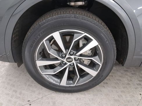 Used 2023 Audi Q5 2.0T Premium Plus w/ Premium Plus Package image 11