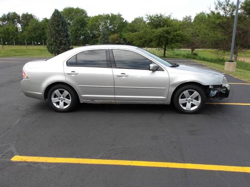 Used 2008 Ford Fusion SE FWD image 9