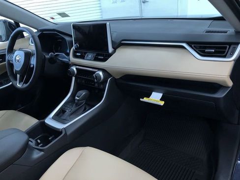 New 2025 Toyota RAV4 XLE Premium image 15