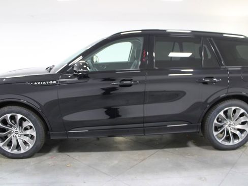 New 2026 Lincoln Aviator 2WD image 5