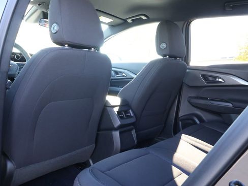 New 2026 Chevrolet Equinox EV LT w/ Comfort Package image 32