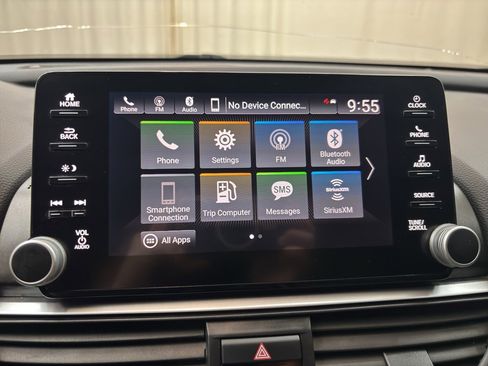 Used 2018 Honda Accord EX image 20