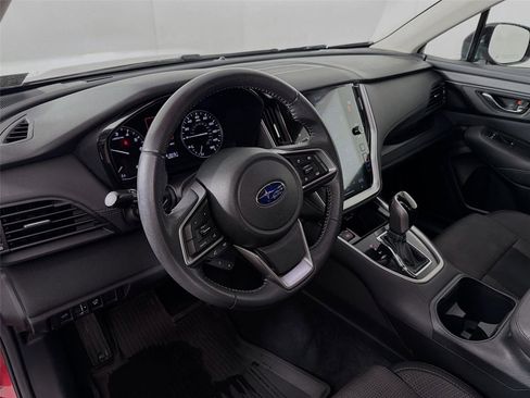 Used 2022 Subaru Outback Premium image 9