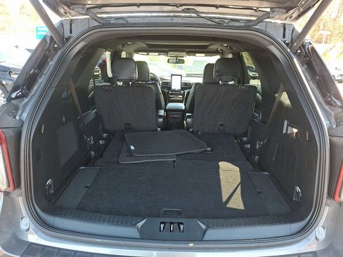 Used 2023 Ford Explorer ST w/ Equipment Group 401A image 29