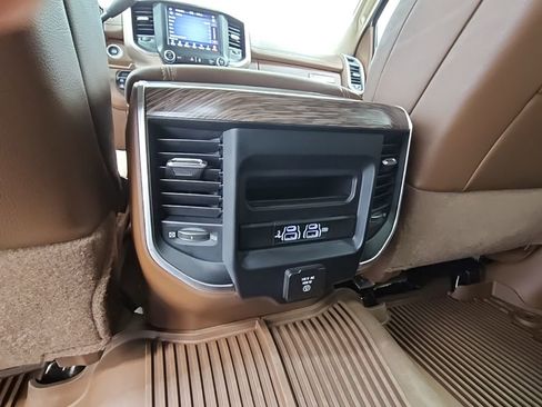 Used 2020 RAM 2500 Laramie image 32