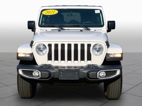 Used 2021 Jeep Wrangler Unlimited Sahara AWD/4WD image 4