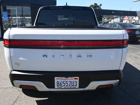 Used 2023 Rivian R1T Adventure image 12