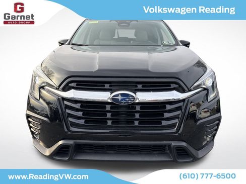 Used 2023 Subaru Ascent Limited image 9