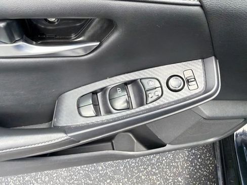 Used 2024 Nissan Sentra SV FWD image 18