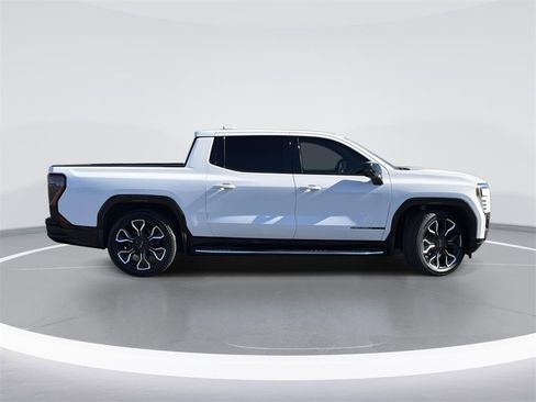 Used 2025 GMC Sierra EV Denali image 3