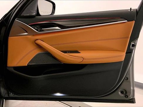 Certified 2022 BMW 540i xDrive 540i xDrive w/ M Sport Package image 25