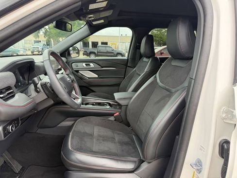 Used 2025 Ford Explorer ST w/ Sun And Sound Package AWD/4WD image 26