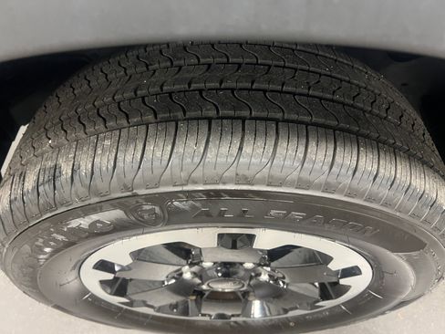 Used 2021 Ford Ranger XL w/ Equipment Group 101A High image 11