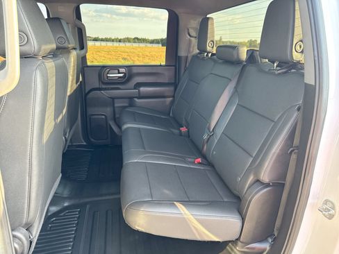 Used 2024 GMC Sierra 3500 Pro AWD/4WD image 21