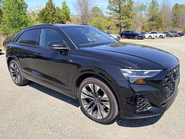 Certified 2025 Audi Q8 Premium Plus w/ Premium Plus Package AWD/4WD image 3