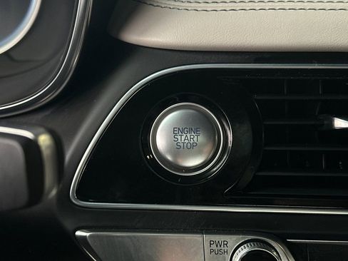 Used 2023 Genesis G70 3.3T w/ Sport Advanced Package image 22