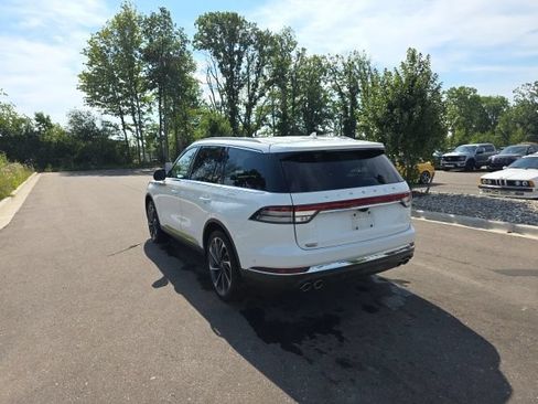 Used 2024 Lincoln Aviator Reserve w/ Equipment Group 201A AWD/4WD image 5