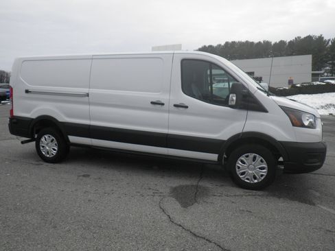 Used 2024 Ford Transit 250 Low Roof image 8