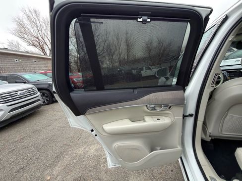 Used 2022 Volvo XC90 T6 Inscription w/ Advanced Package image 24