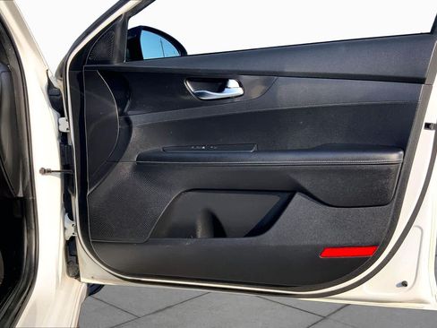 Used 2021 Kia Forte GT-Line FWD image 23
