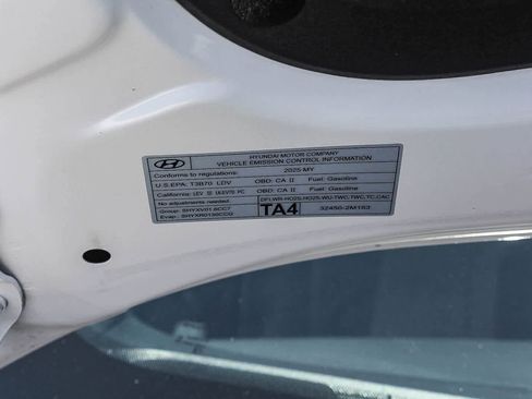 Certified 2025 Hyundai Elantra N Line FWD image 37