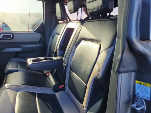 Certified 2022 Ford Bronco Wildtrak image 10