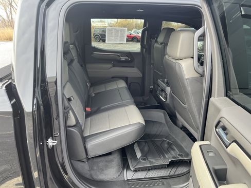 Used 2025 Chevrolet Silverado 1500 ZR2 w/ Technology Package image 16