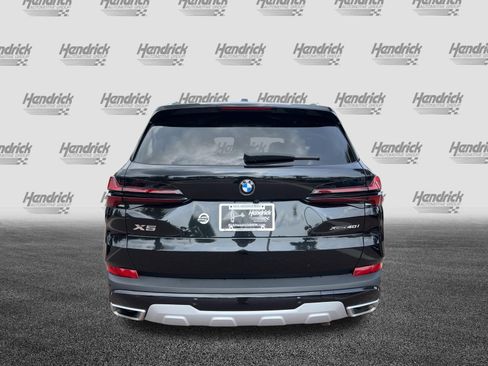 Used 2024 BMW X5 xDrive40i w/ Premium Package AWD/4WD image 9
