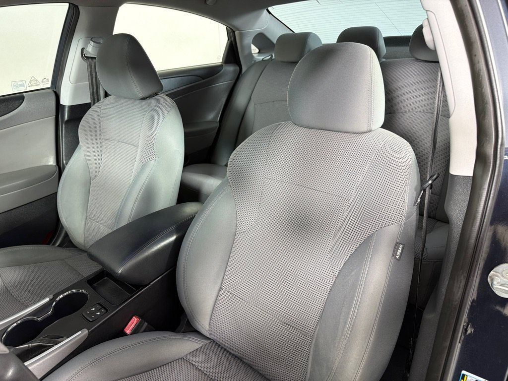 Used 2014 Hyundai Sonata GLS w/ Popular Equipment Group 2 FWD image 12
