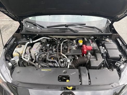 Used 2025 Nissan Sentra SV FWD image 30
