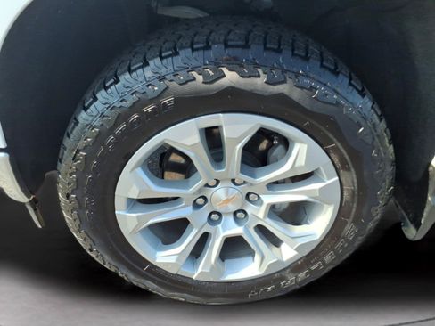 Certified 2024 Chevrolet Silverado 1500 LTZ w/ LTZ Convenience Package II AWD/4WD image 9