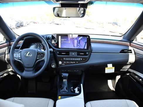 New 2025 Lexus ES 350 w/ Premium Package image 18