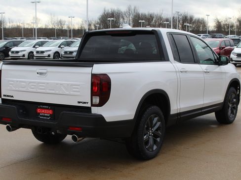New 2026 Honda Ridgeline Sport image 4