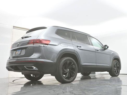 Used 2022 Volkswagen Atlas SE w/ Panoramic Sunroof Package AWD/4WD image 31