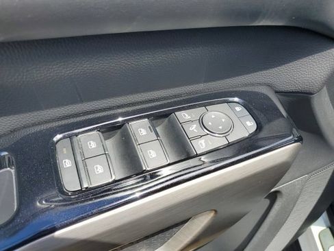 Certified 2024 Nissan Pathfinder Platinum w/ Cargo Package AWD/4WD image 27