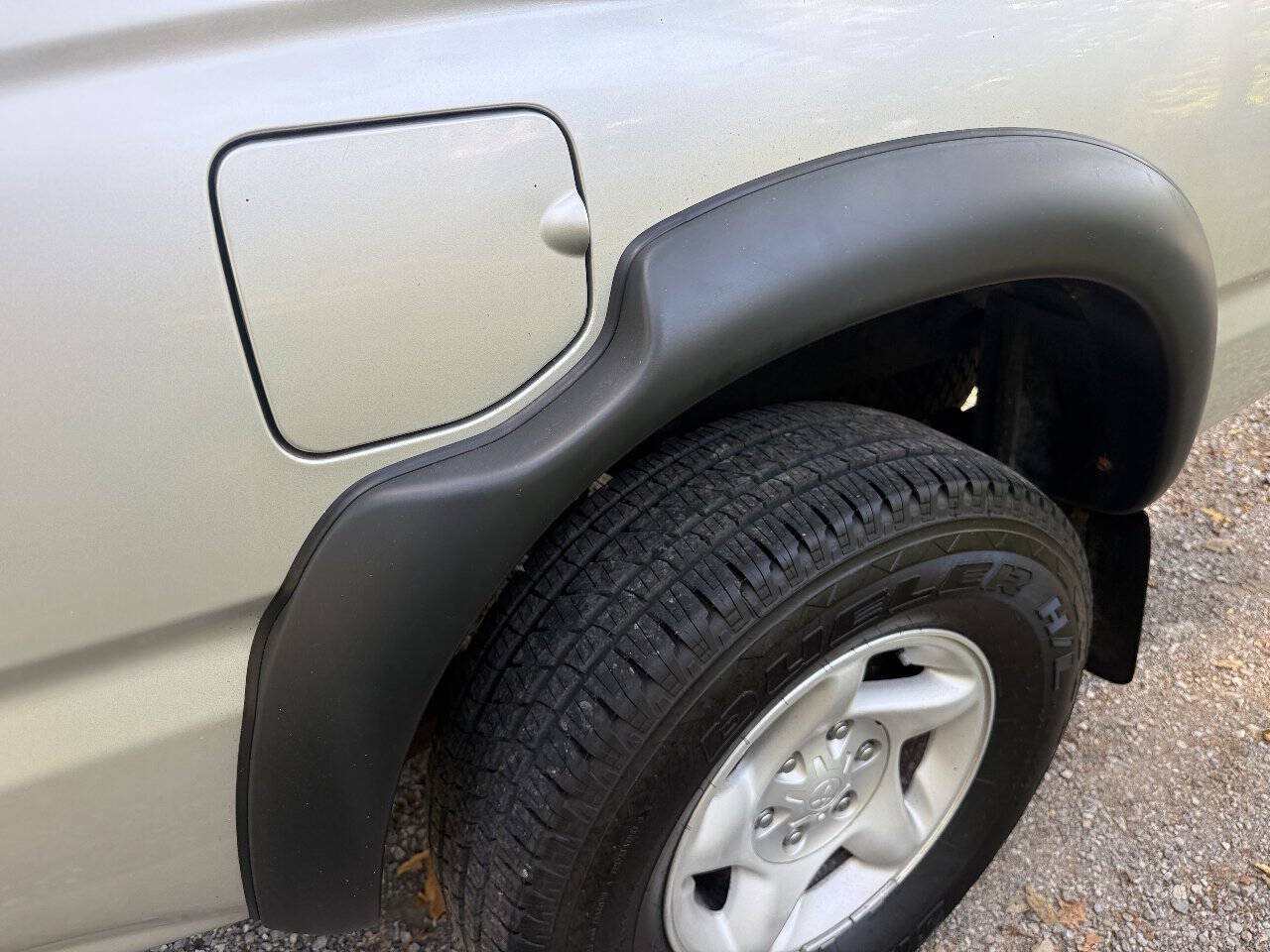 Used 2003 Toyota Tacoma PreRunner w/ SR5 Pkg RWD image 29