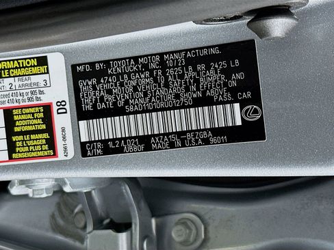 Used 2024 Lexus ES 250 w/ Premium Package image 34