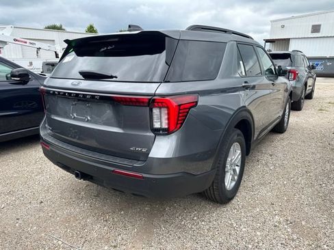 New 2026 Ford Explorer Active AWD/4WD image 4