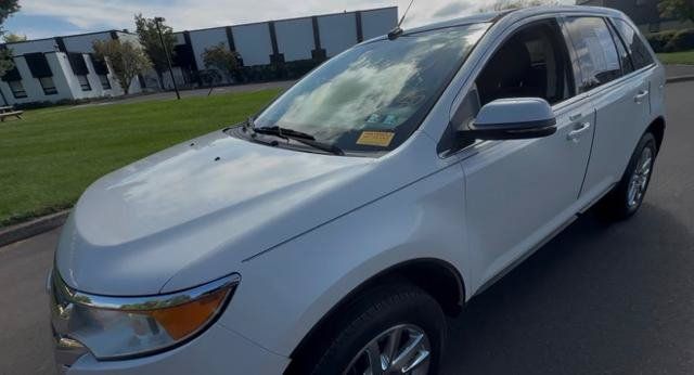 Used 2014 Ford Edge Limited w/ Equipment Group 301A AWD/4WD image 2