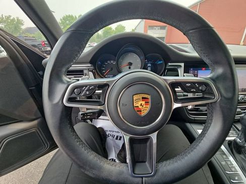 Used 2021 Porsche Macan S AWD/4WD image 35