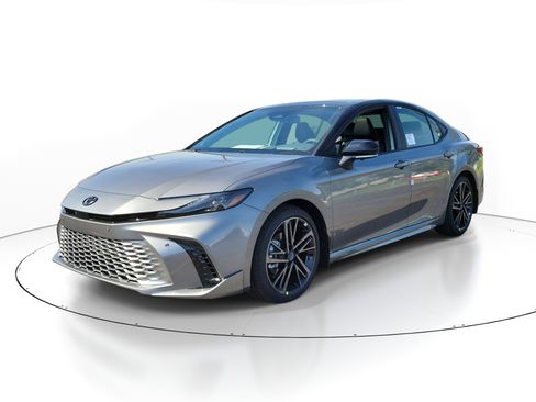 New 2026 Toyota Camry XSE FWD image 2
