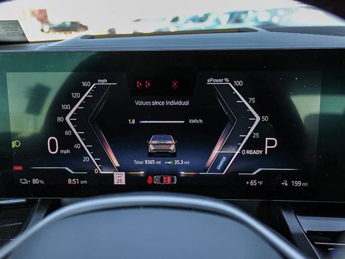 Used 2025 BMW i5 xDrive40 w/ Premium Package image 19