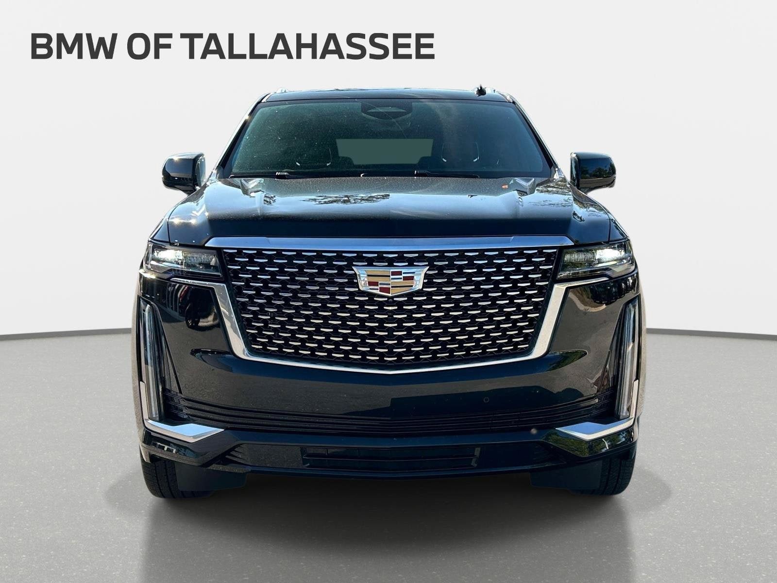 Used 2024 Cadillac Escalade Premium Luxury AWD/4WD image 10