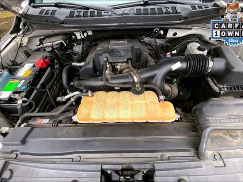 Used 2016 Ford F150 Lariat w/ Equipment Group 501A Mid image 10