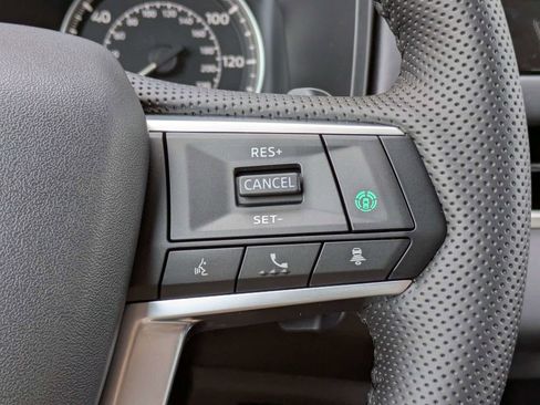 New 2026 Mitsubishi Outlander SE image 27